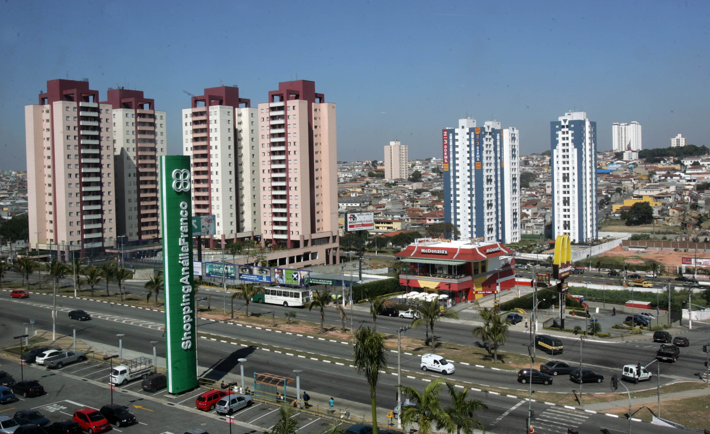 Dedetizadora no Jardim Anália Franco